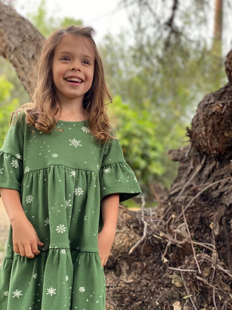 Vignette Snowflake Tiered Dress In Green GIRLS 2 Vignette Snowflake Tiered Dress In Green GIRLS