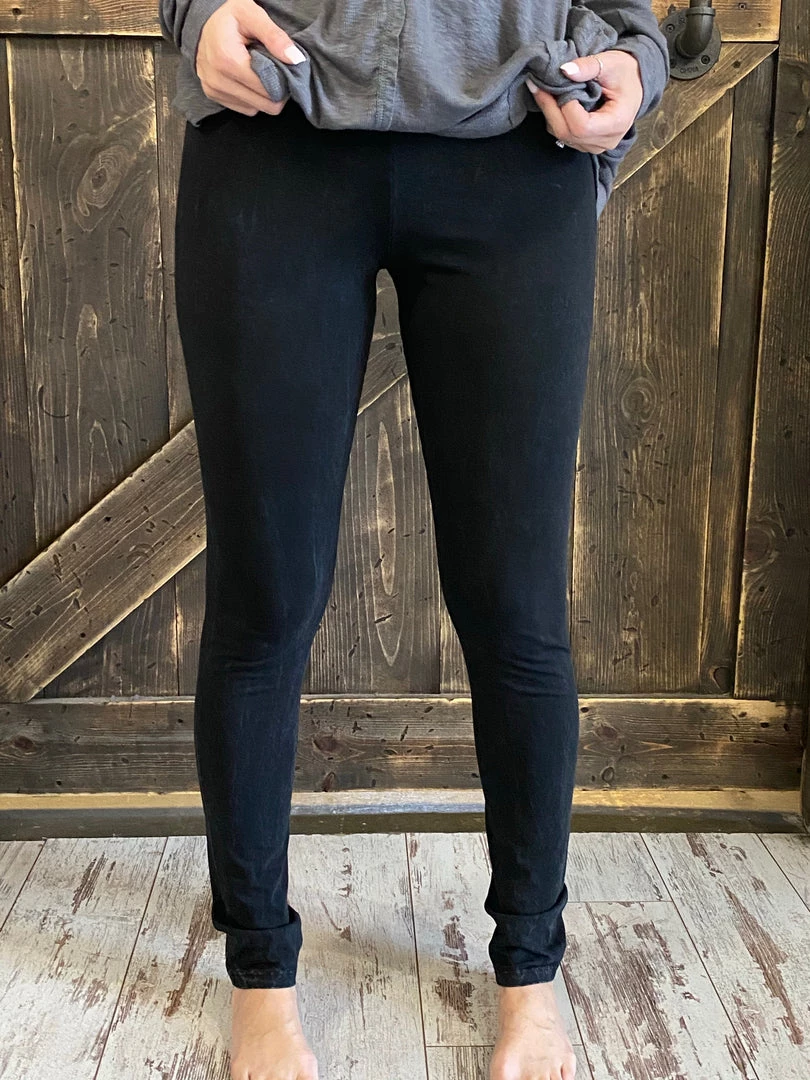 Fashiongo: Chatoyant Washed Leggings In Black BOTTOMS 2 Fashiongo: Chatoyant Washed Leggings In Black BOTTOMS