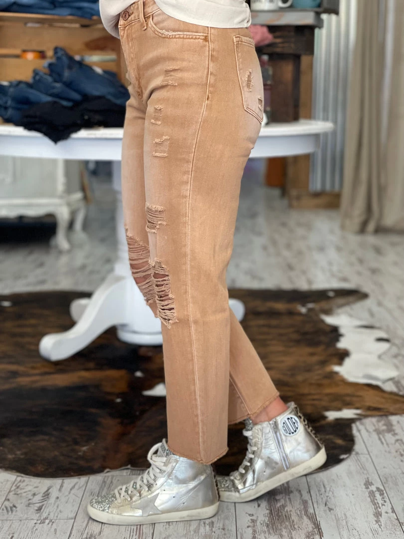 Veveret Distressed Washed Straight Leg Jeans 3 Veveret Distressed Washed Straight Leg Jeans