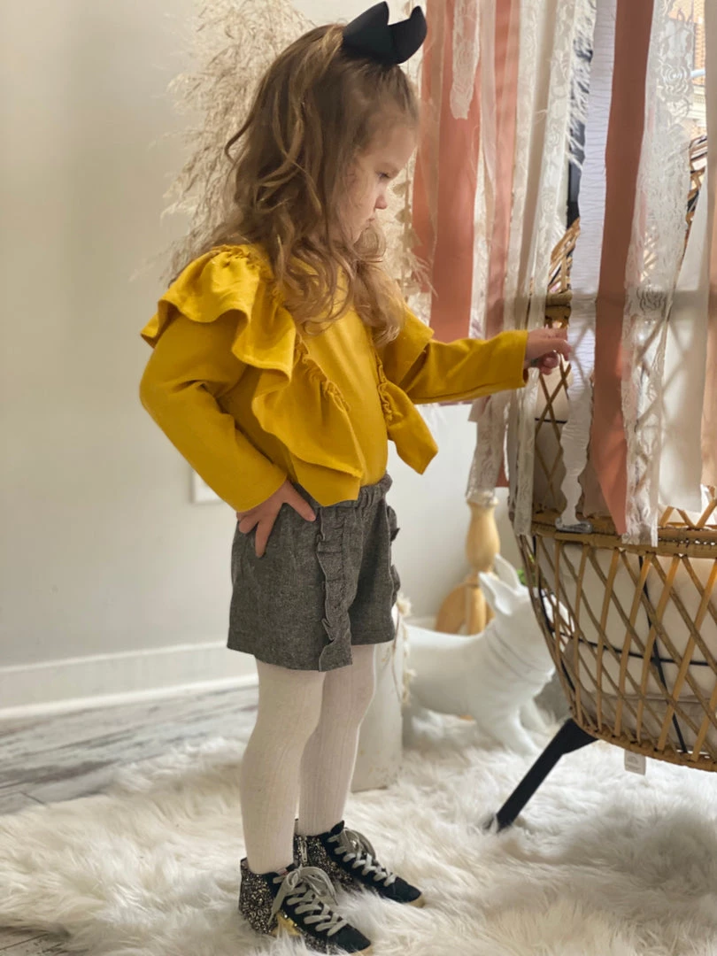 Vignette Herringbone Ruffle Shorts 4 Vignette Herringbone Ruffle Shorts