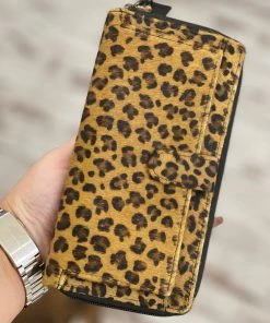 Myra Bag Full Hairon Front Snap Wallet In Leopard