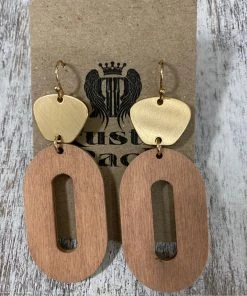 Golden Stella ACCESSORIES Oval Wood Earrings In Dusty Pink