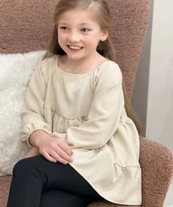 Oddi Solid Tiered Top In Cream