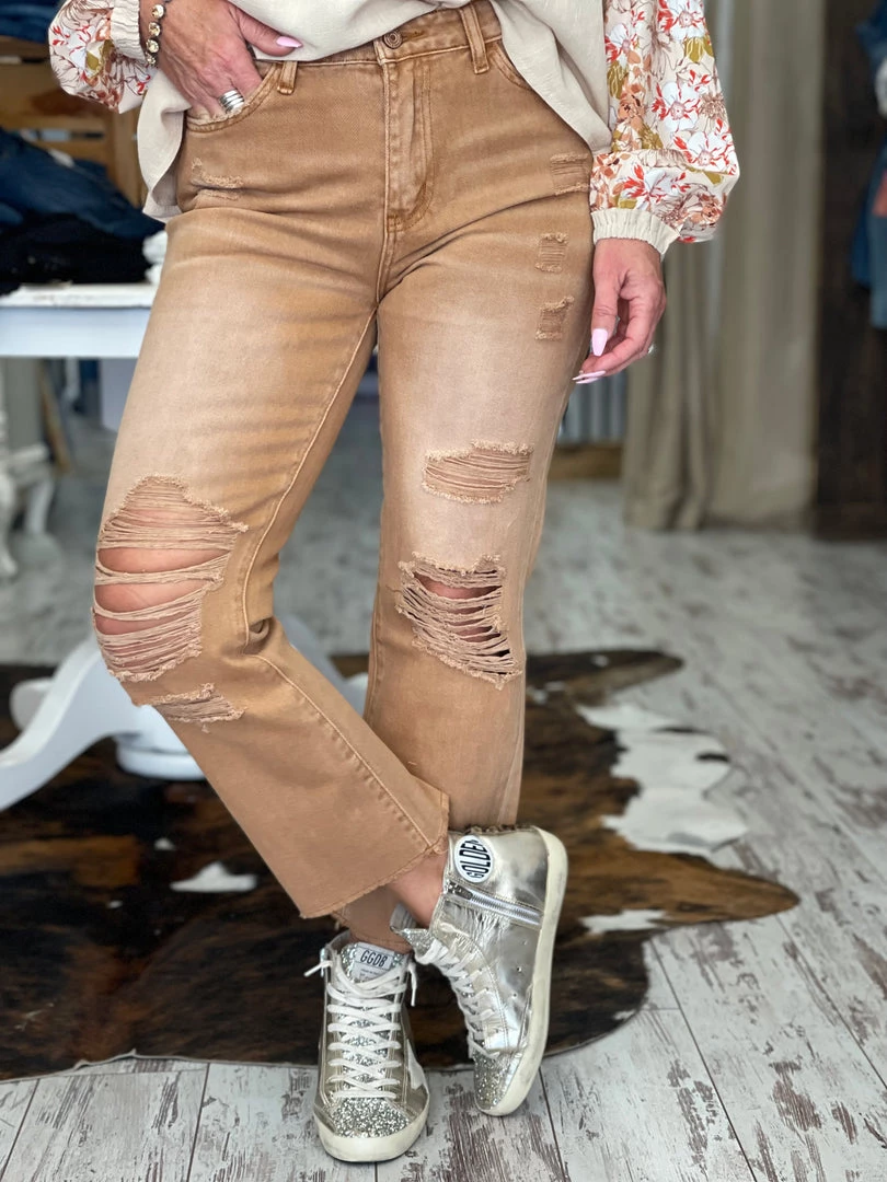 Veveret Distressed Washed Straight Leg Jeans 2 Veveret Distressed Washed Straight Leg Jeans